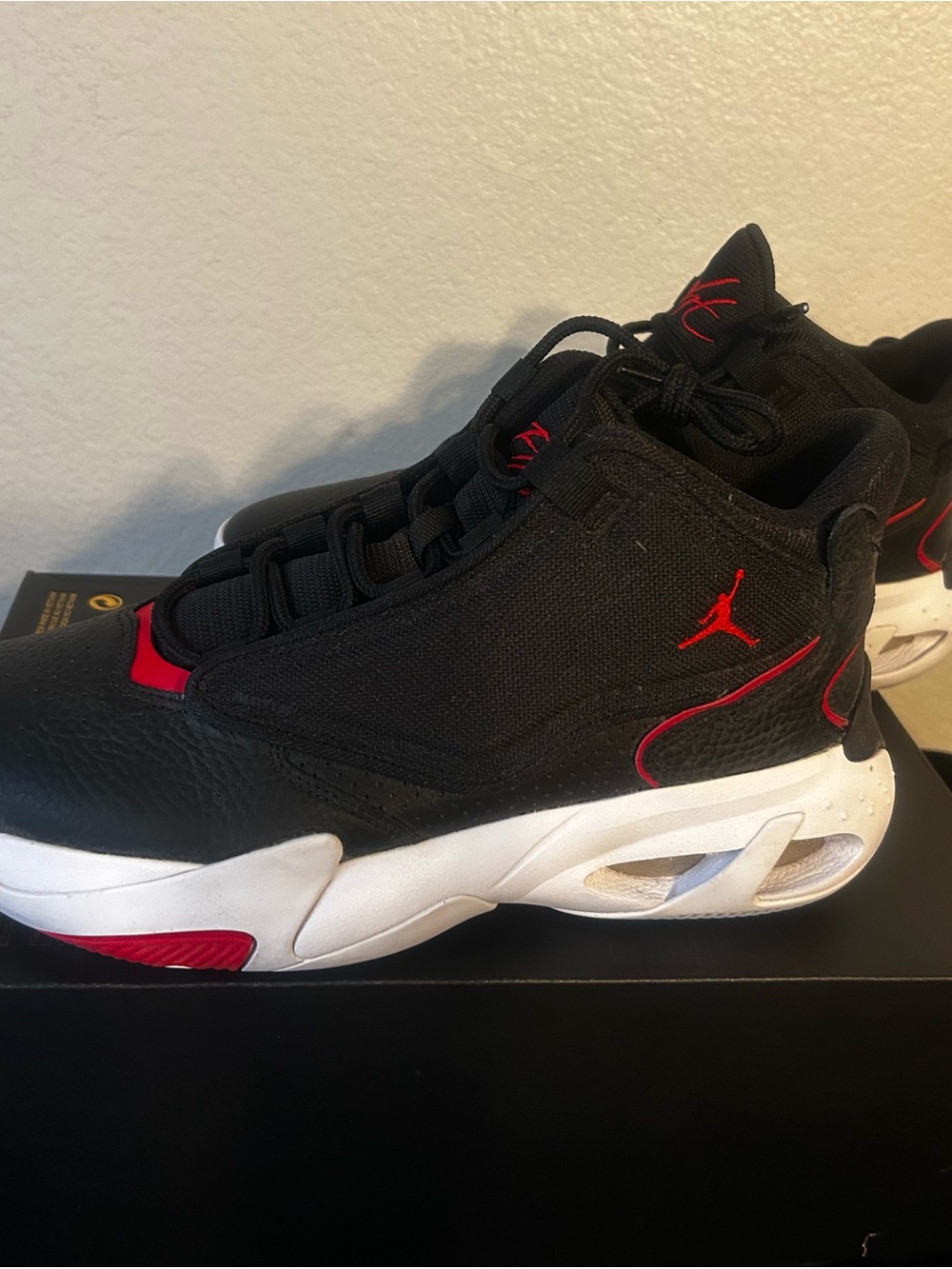 Jordan Max Aura 4 Men's Black and Red High-Top Basketball Sneakers